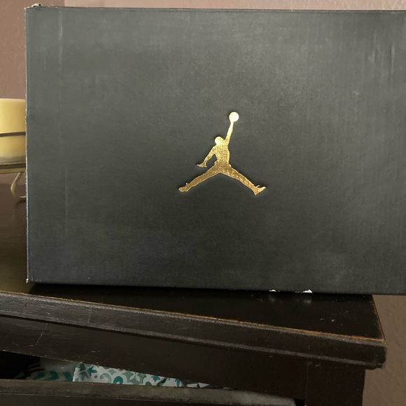 SOLD Jordan Pure Money 5 youth - Picture 12 of 13